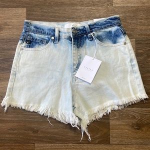 Kan Can high rise shorts